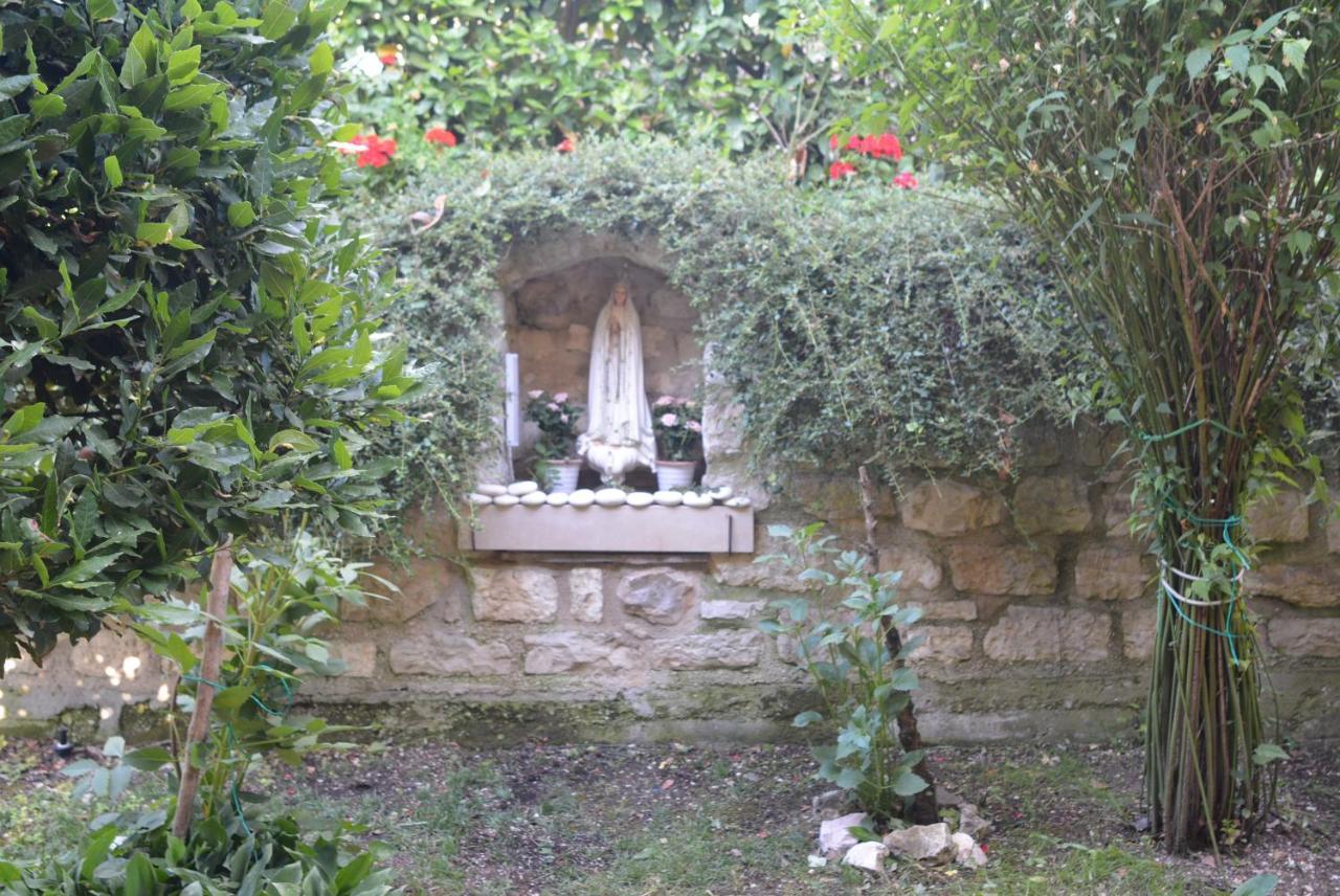 Villa Mischianti Губбио Экстерьер фото